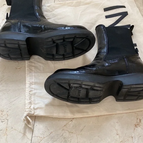 PreOwned GANNI CHUCKY BLACK PATENT BOOTS - Picture 6 of 9
